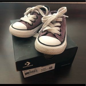 Toddler converse size 4